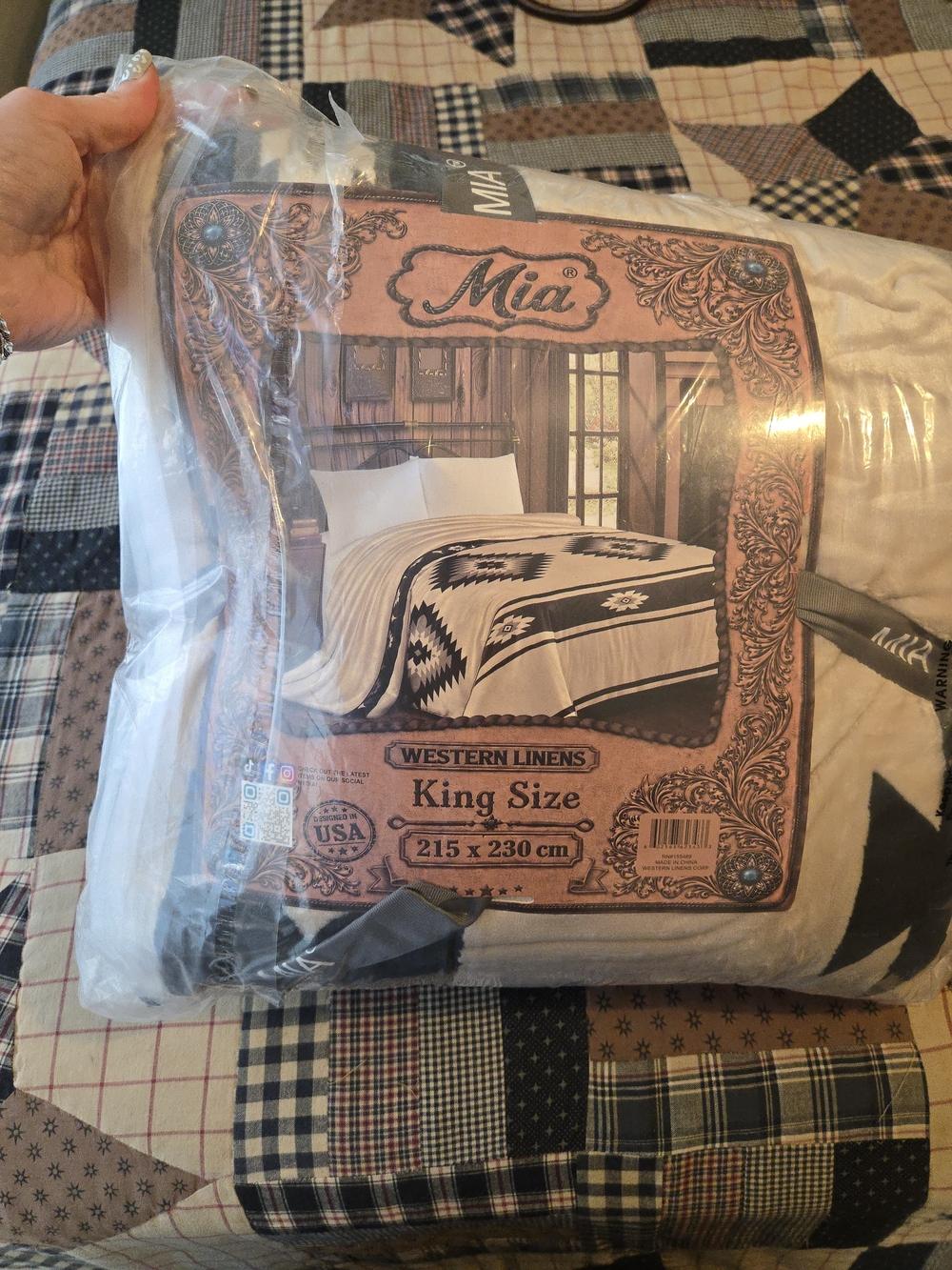MIA Western Comforter Set in Beige and Black Southwestern Design